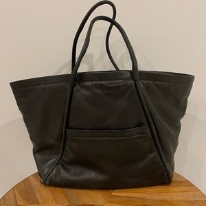 & other stories large Nappa learher tote
